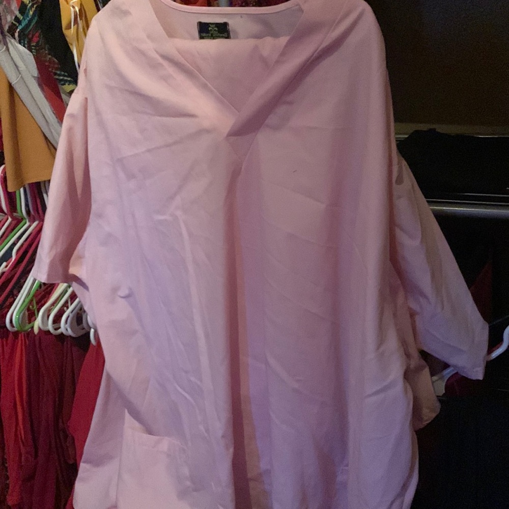 Natural uniforms size 5x light pink scrub set